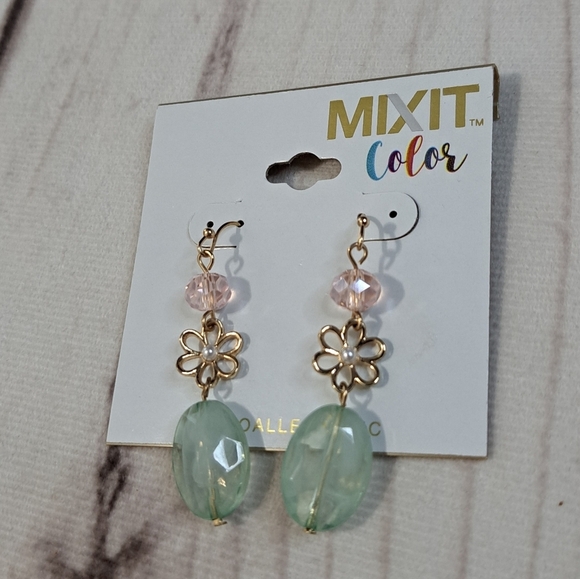 Mixit Gold Tone and Pink Flower Dainty Earrings - Picture 3 of 3